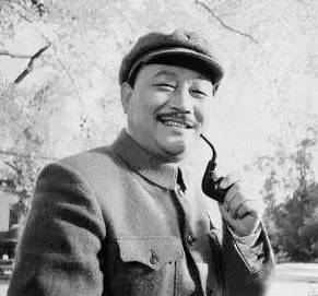 收藏着贺龙斗笠的旬阳人