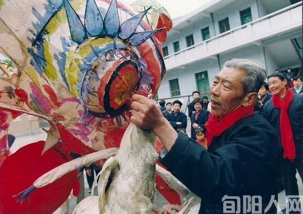 特色独具 神河龙