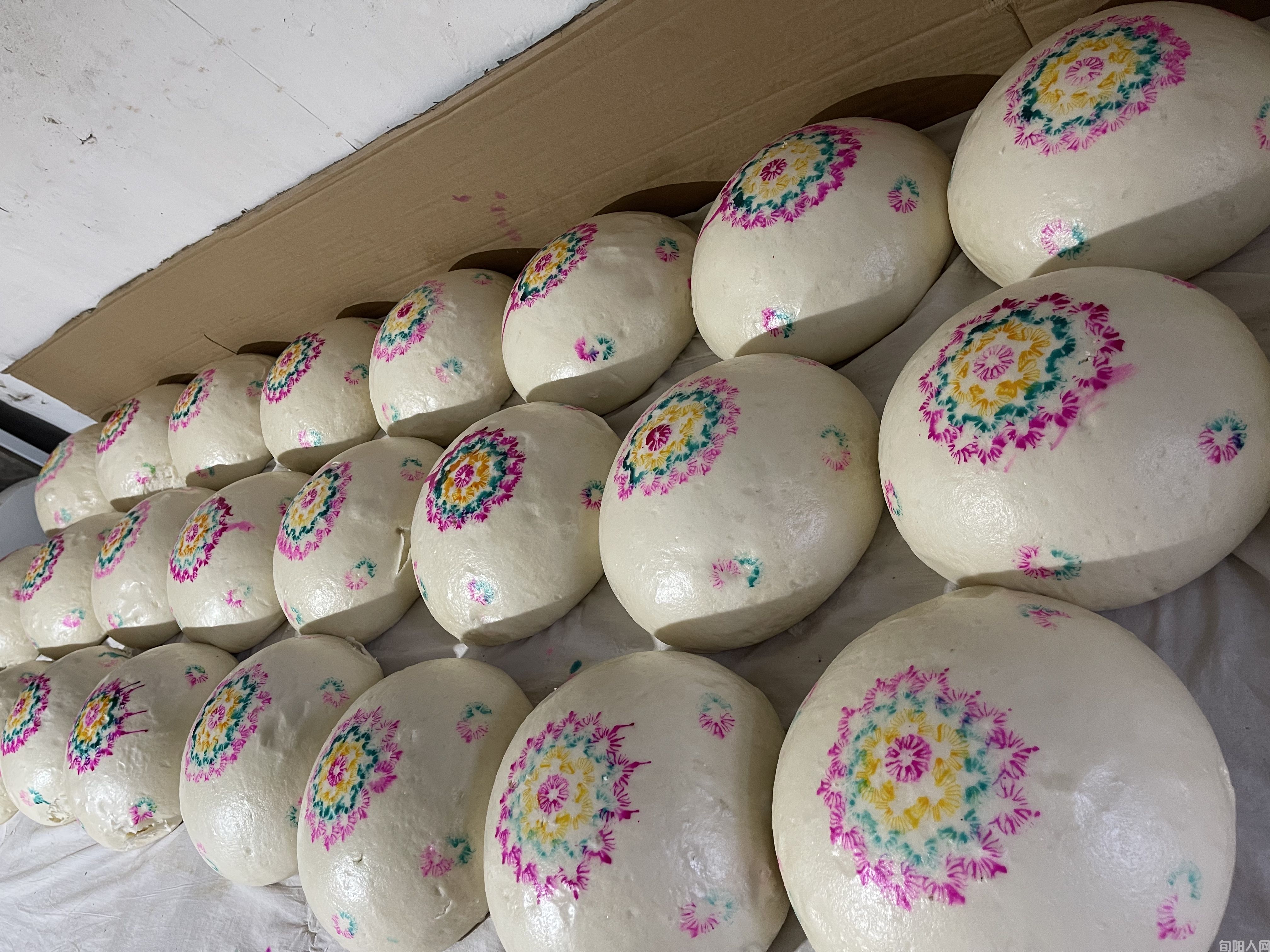 旬阳美食:带你走进“手工酵子馍”的世界(图6) 蜀河酵子馍坊02.jpg