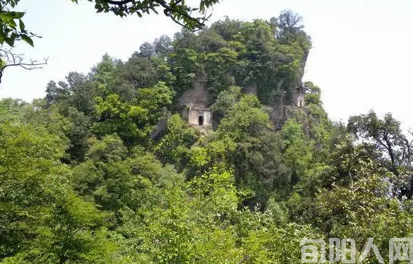 旬阳西岱顶一巴山深处“小武当”文/梁玲
