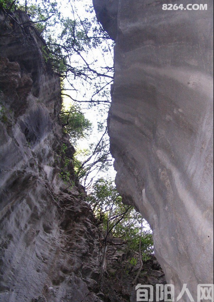 七里峡的传说  　　文/朱万春