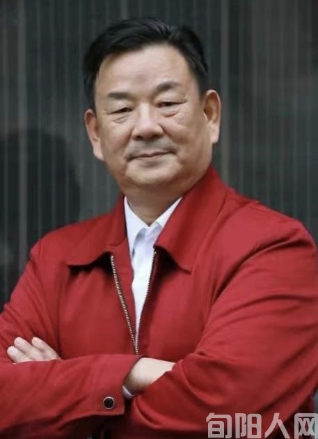 秦岭石 文/李虎山(图3) 李虎山--作家.jpg