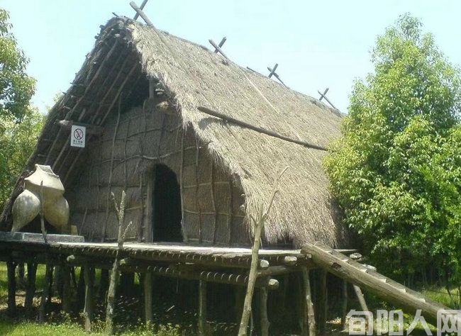 河姆渡遗址01.jpg