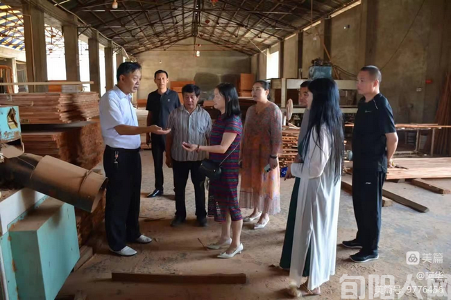 幸福安康“七进”活动在行动 ——旬阳市孝促会助力红色文化建设走进赵湾            文/鲁延河