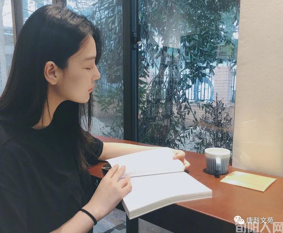 雨天好读书 文/唐赳 (图2) 002.jpg