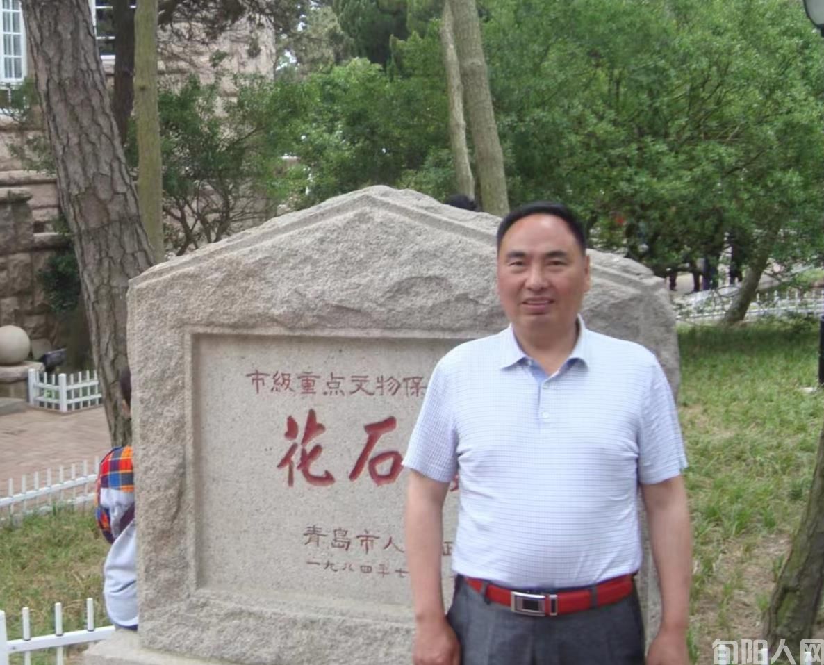 那些年那些人那些事 文/向维录(图1) 向.jpg