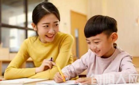 请用恰当的方式教育孩子 文/向维录(图2) 教育.jpg