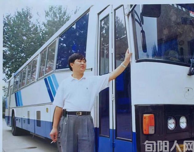 投身军营,践行铿锵誓言 献身事业,彰显英雄本色 ---原中国东方航空公司设备有限公司陕西分公司书记陈安金(图9) 10.jpg