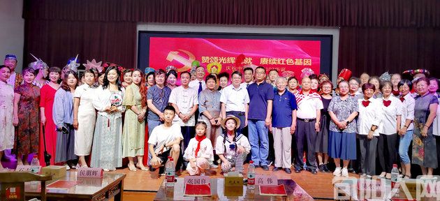 党在我心中：牡丹花开庆华诞 棉絮缕缕感党恩