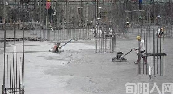 穷“富二代”   文/谢友生