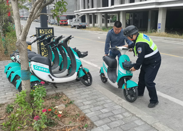 陕西省旬阳市:环境合力整治 共建美丽家园(图2) 002.jpg