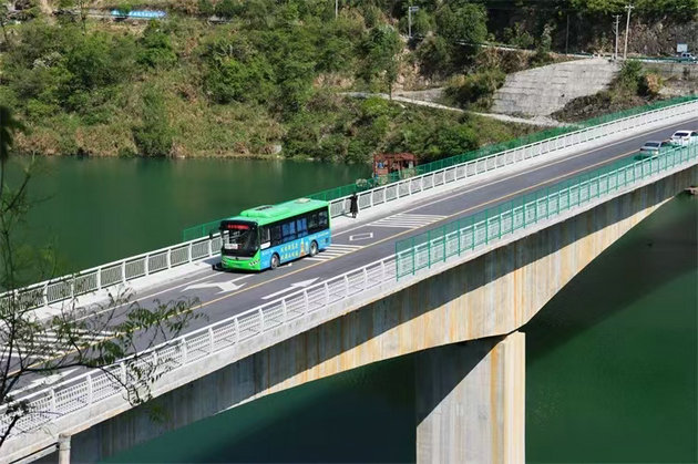 抹不去的乡愁 文/刘家胜(图1) 棕溪汉江大桥通车.jpeg