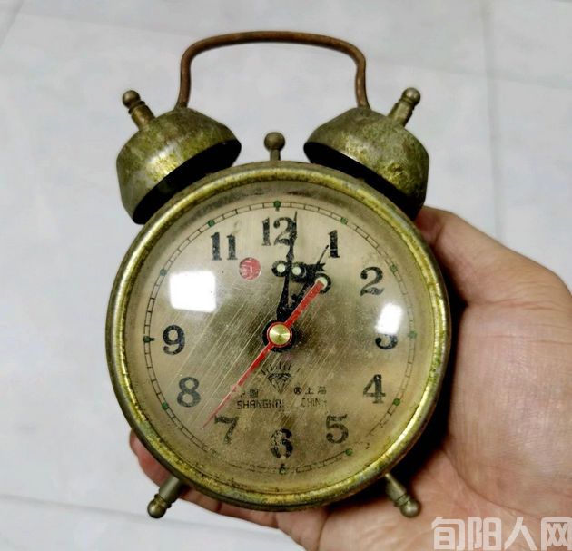 钟表.jpg