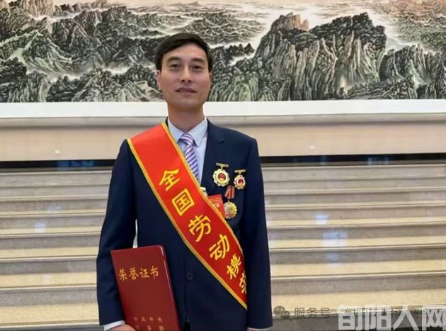 以实干担当书写新时代劳动者风采 ——旬阳市棕溪镇商会常务副会长赵吉军荣获“全国劳动模范”荣誉称号侧记