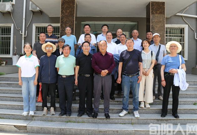 名师指津，解析对仗格律        妙笔生花，点拨诗心词韵 ——安康市楹联学会、安康市诗词学会在旬阳举办专业培训会纪实