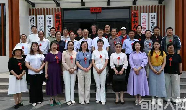 龚建华：聆听与时俱进的时代脉搏——旬阳文艺界纪念毛主席523讲话发表83周年暨采风活动回眸