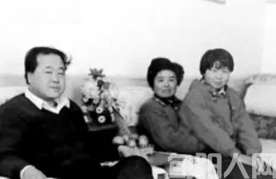 莫言：陪女儿高考